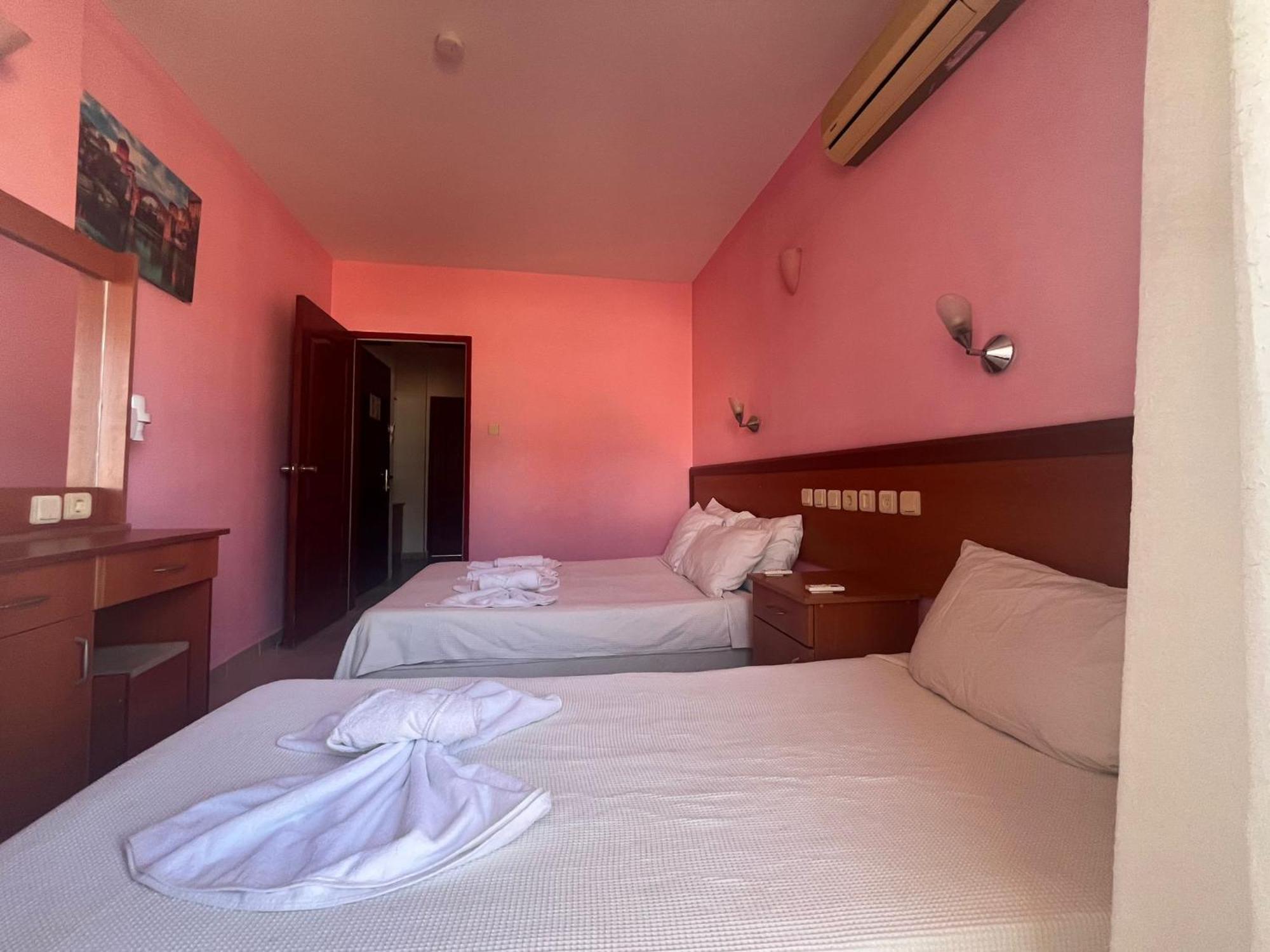 Holiday Apart 50 Meters To Beach, Sea View Apartments Didim Esterno foto